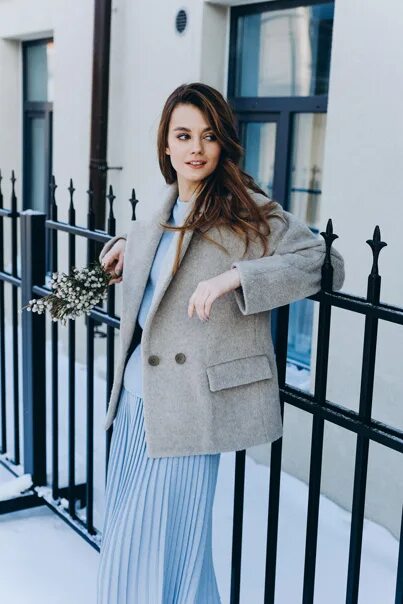 Рябыкины daisyknit. Daisy knitwear. Синие штаны лапша пиджак черный девушка. Выбрал свитер. 8.