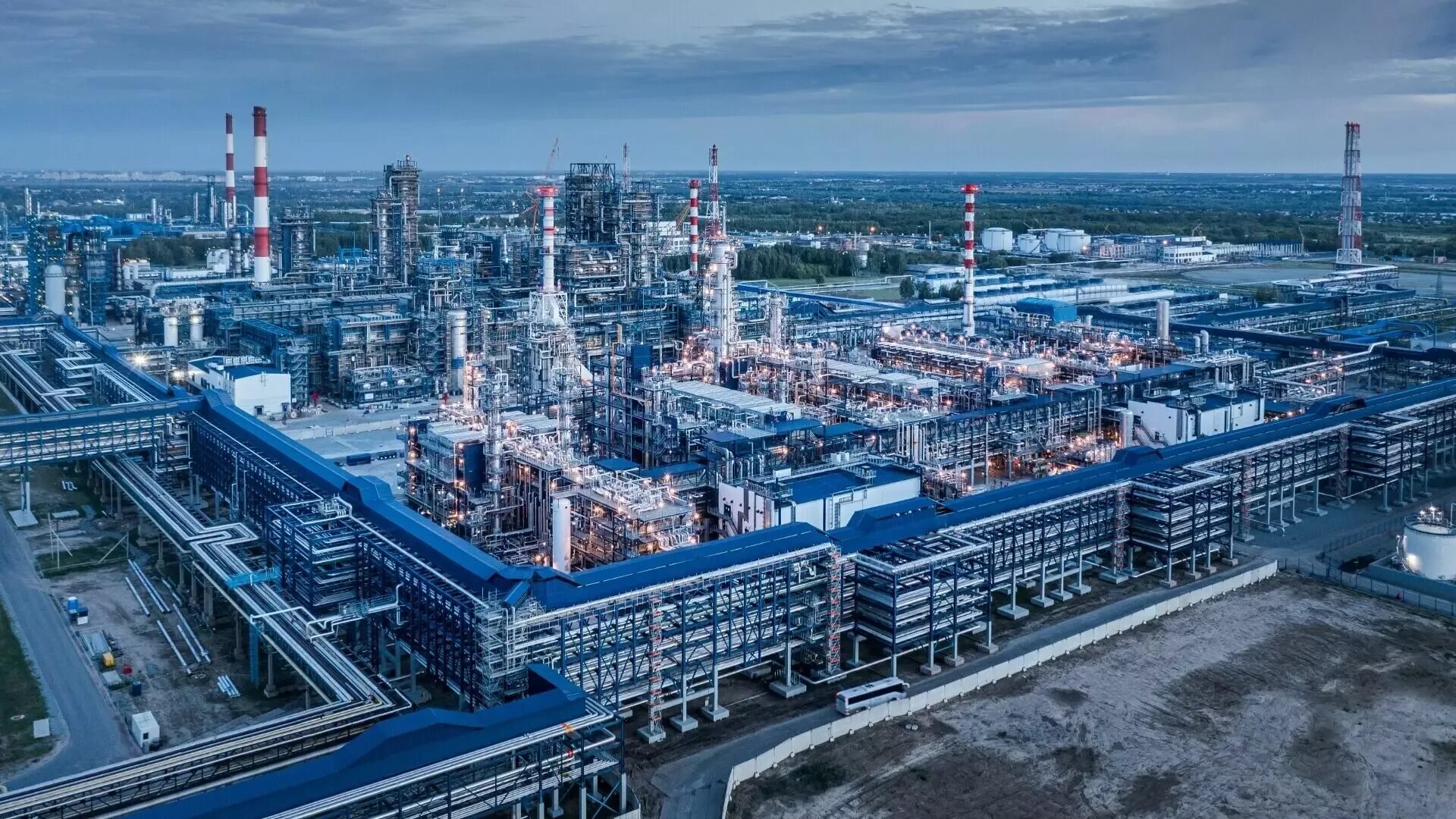 Нефтезавод адрес