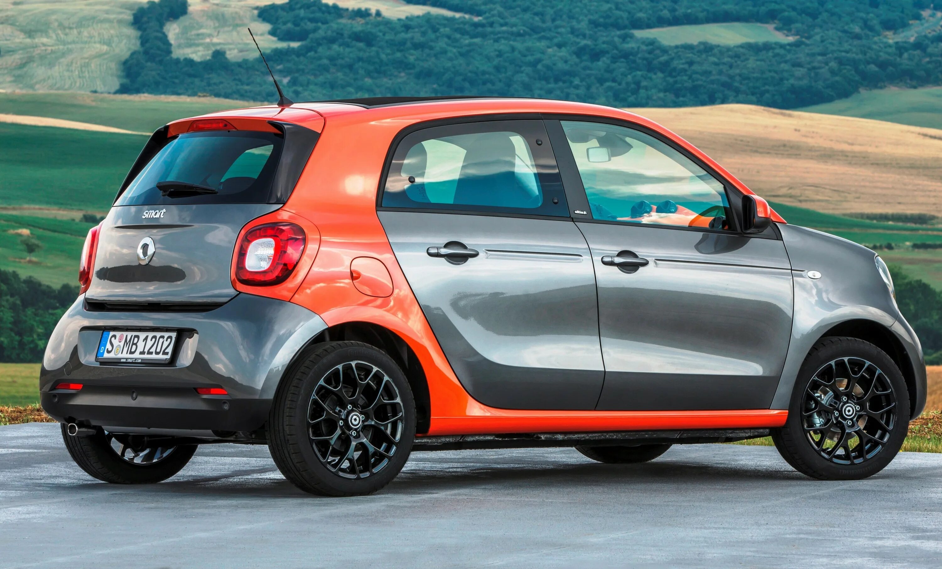 Smart s отзывы. Smart Forfour 2021. Мерседес смарт Forfour. Smart 453 Forfour. Smart Forfour 2022.