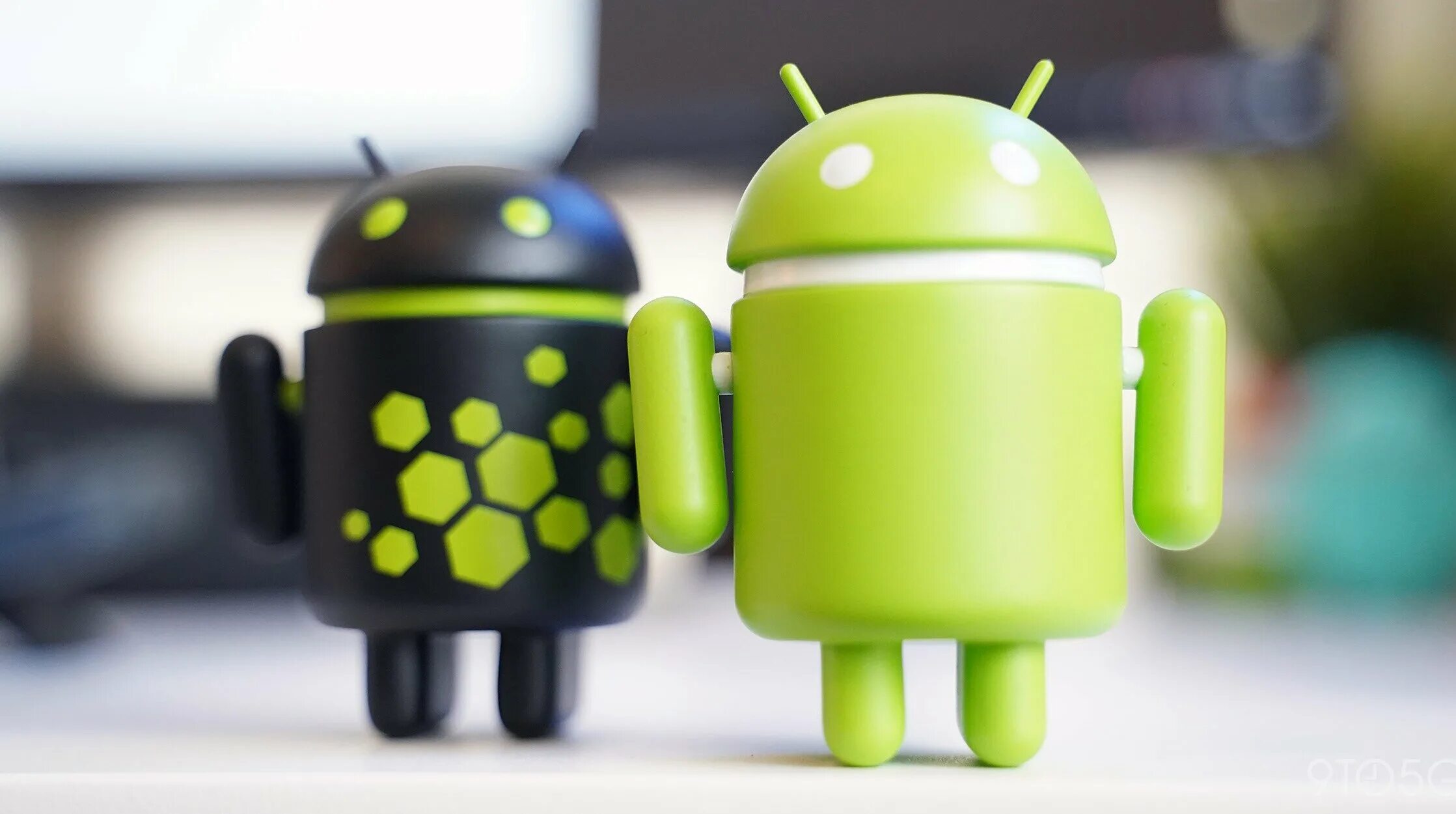 Обезопасить андроид. Андроид 13. android 13 google. андроид 13 фото. рутированные андроиды.