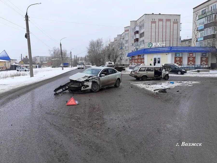 Прогноз погоды на неделю марий эл волжск. Автоаварии город Волжск Марий Эл. Улица Федина город Волжск Республика Марий Эл. Республика Марий Эл, Волжск, ул. Федина, 1. Происшествия Волжск Марий Эл.