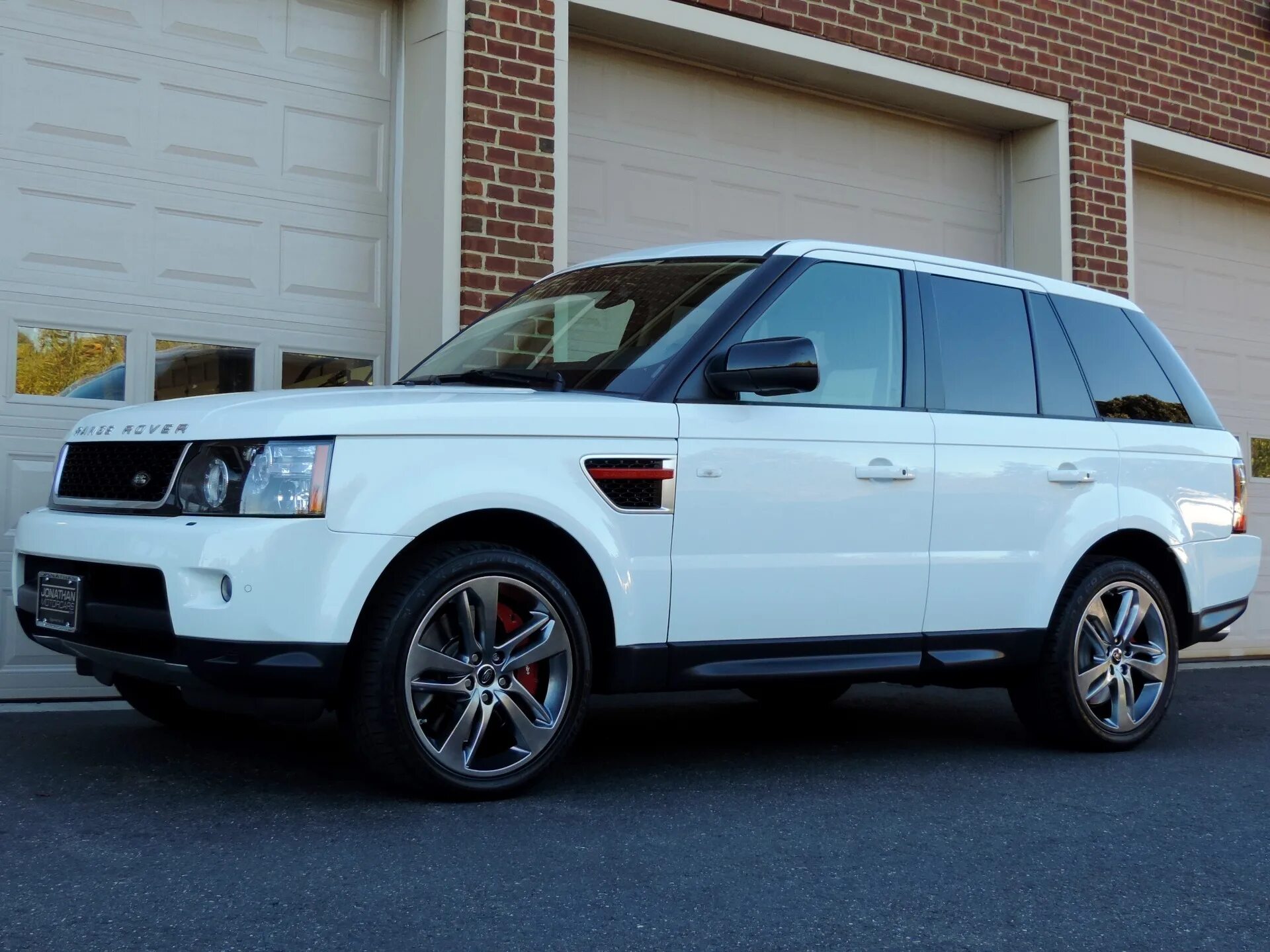 Рендж ровер спорт 3. Рендж ровер спорт 2013. land rover range rover sport 2013. range rover supercharged 2013. рендж ровер спорт 2012.