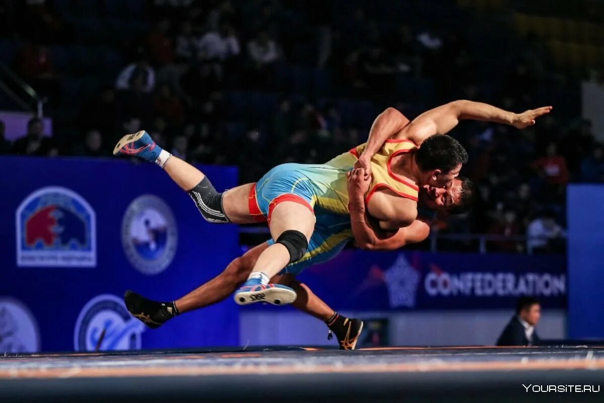 Арипов дилшод борец греко римского стиля узбекистана. Грек борьба. Греко римец. Грек рим ashgabat. Грек борьба.