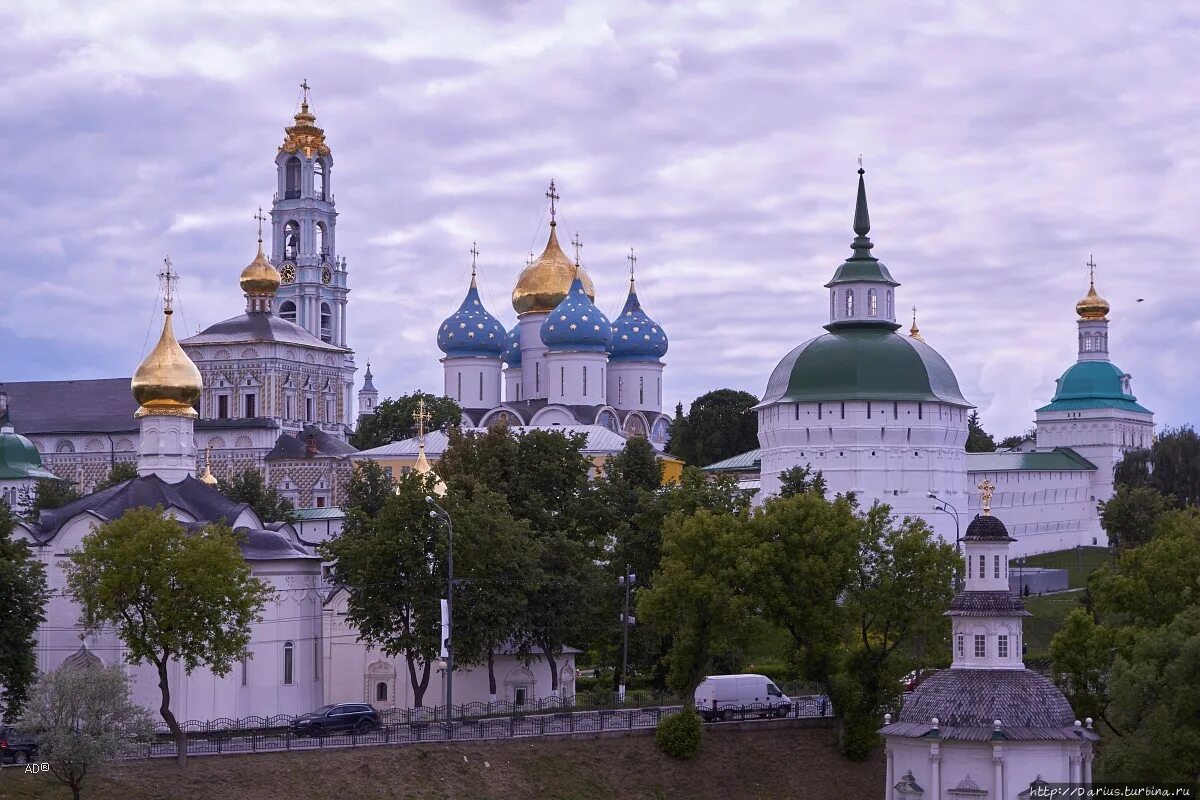 История православных монастырей россии. Монастырь Троице-Сергиева Лавра. Троицко Сергиева Лавра Сергиев Посад. Троицкий монастырь Сергиев Посад. Сергиевская Лавра Сергиев Посад.