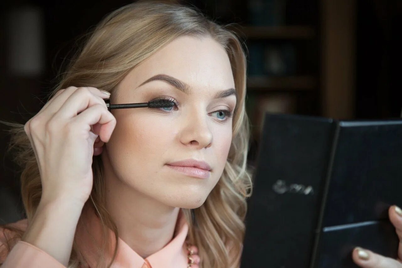 Осенний макияж для карих глаз. Домашний макияж. Минеральный макияж. Макияж сток. Таня макиян волгоград.