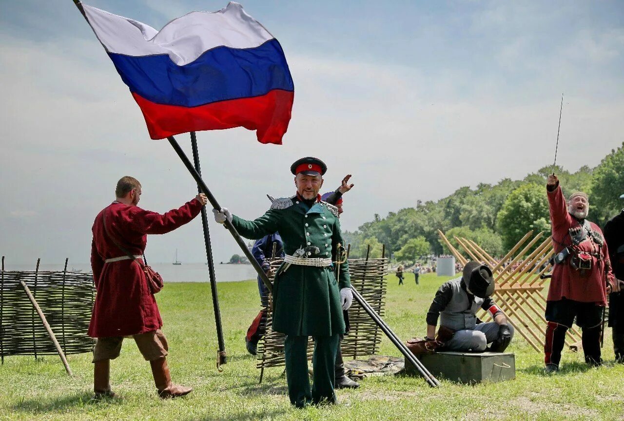 Донской военно исторический. Музей в Недвиговке Ростовской области военный. Донской военно-исторический музей Недвиговка. Донской военно-исторический музей Танаис. Донской военно исторический музей Ростов на Дону.