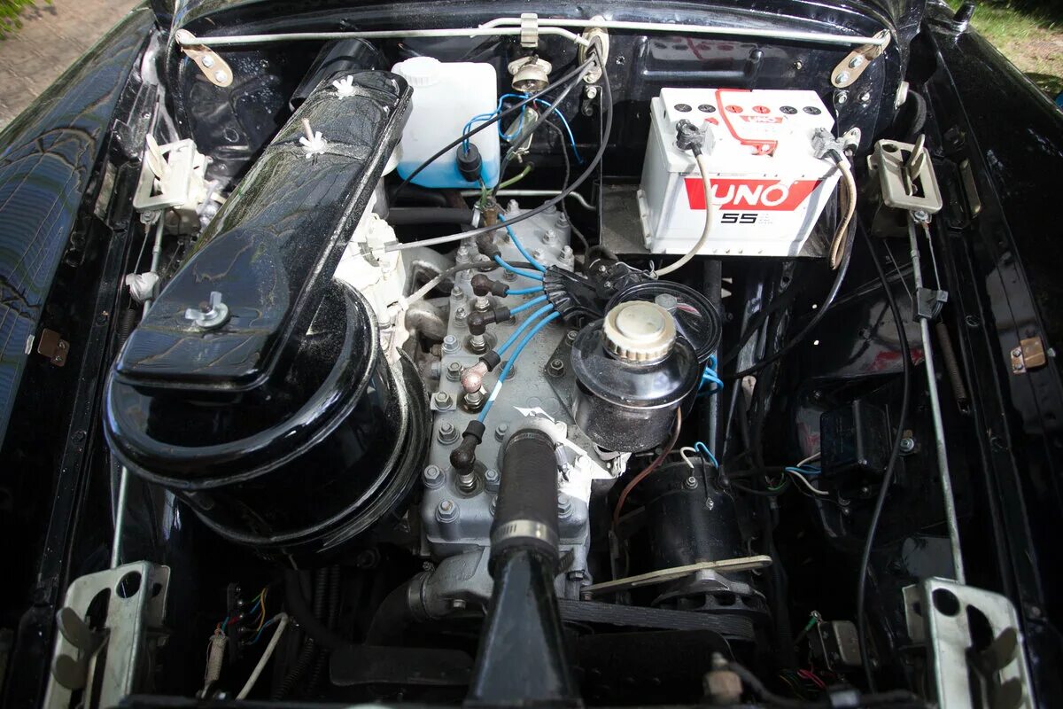 Газ 12 двигатель. Газ 12 зим моторный. Зим 12 мотор. Зим мотор. Зим мотор.