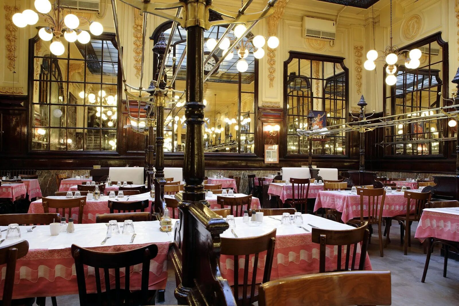 Cafe la brasserie
