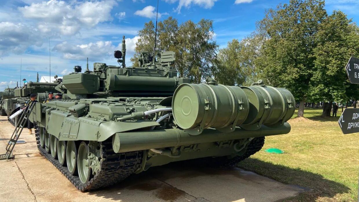 Leopard 2a6 в афганистане. Российские танки. Конкуренты танков. Конкуренты танков. Конкуренты танков.