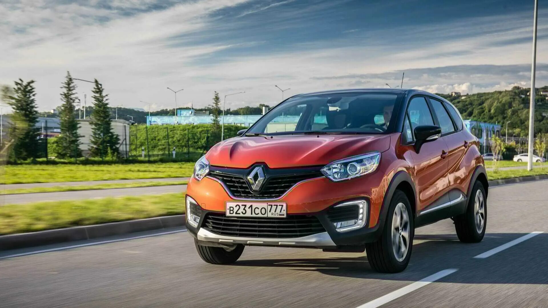 Автомобиль renault kaptur. Рено Каптур. Кроссовер Рено Каптур. Рено Логан Каптур. Паркетник Рено Каптур.