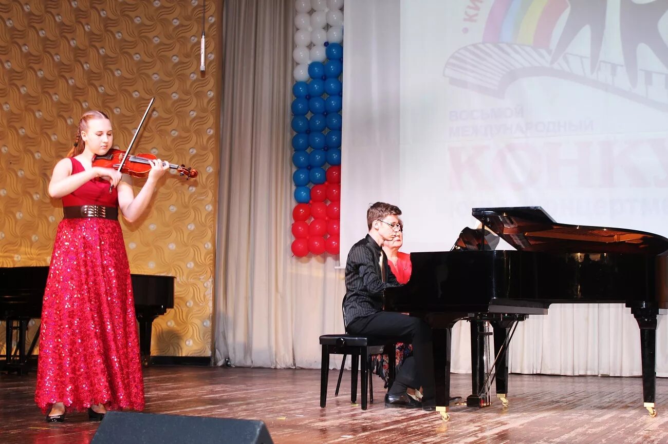 истра вячеслав королев дмш. эвелина крутских фортепиано концертмейстер. конкурс юный концертмейстер. фортепианный конкурс юный концертмейстер фото. волкова мария николаевна концертмейстер.