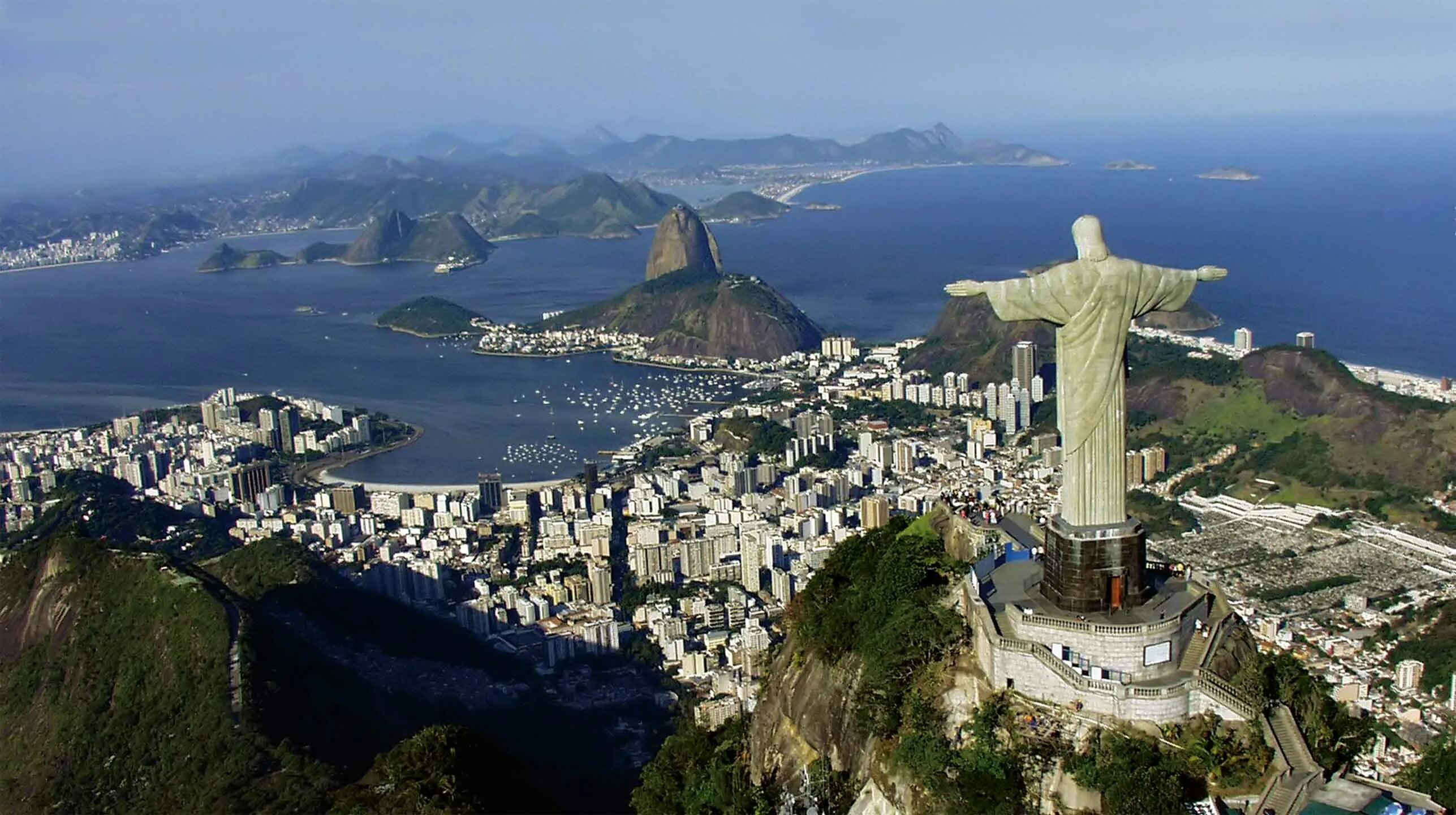 Памятники бразилии. Статуя Христа-Искупителя Бразилия. Рио-де-Жанейро (город в Бразилии). Южная Америка Рио де Жанейро. Бразилия Рио доженейро.