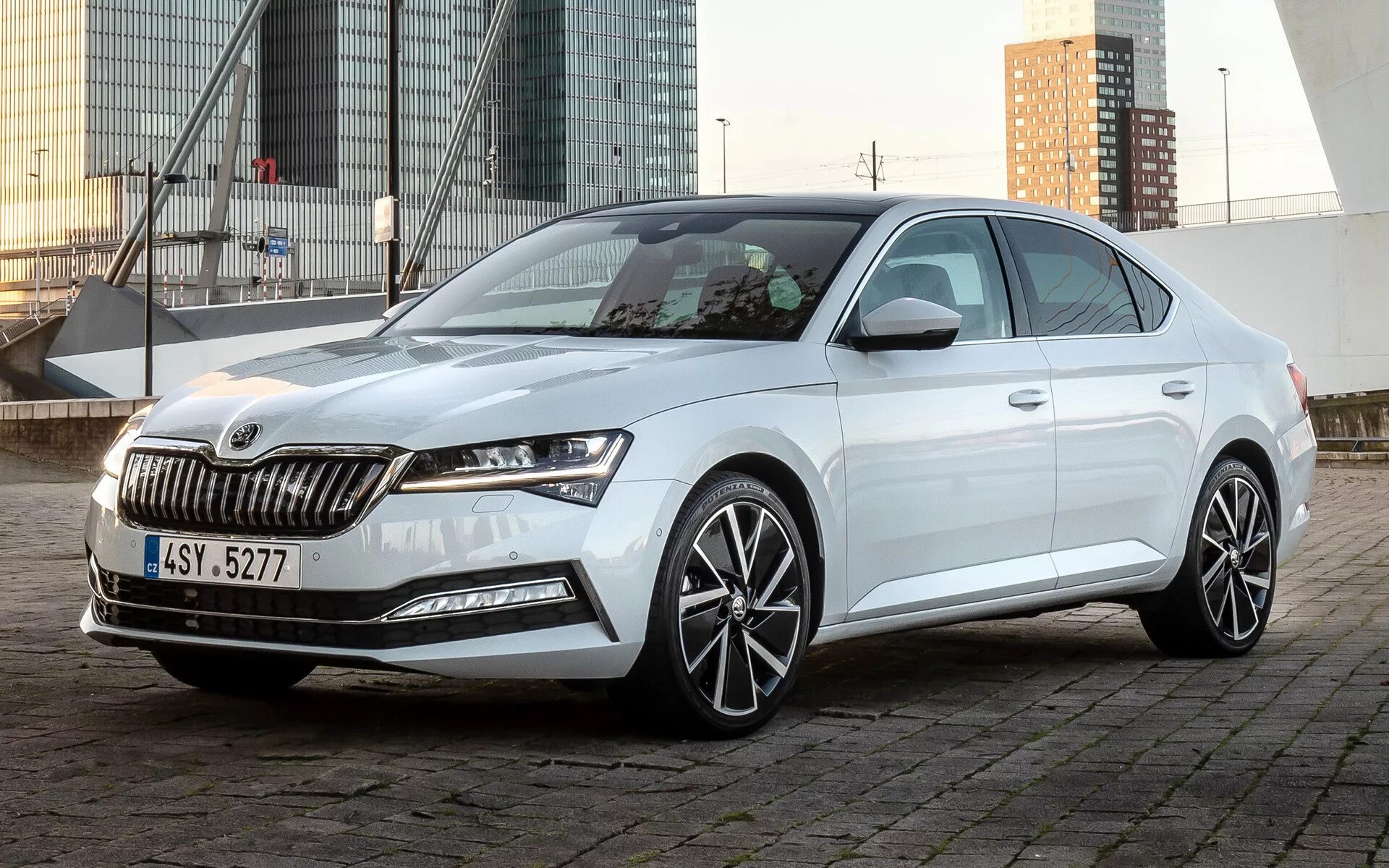 Шкода суперб нова. Skoda superb 2025. шкода суперб 2025. новая шкода суперб 2025.