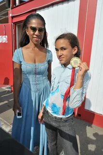 Дочь елены ханги