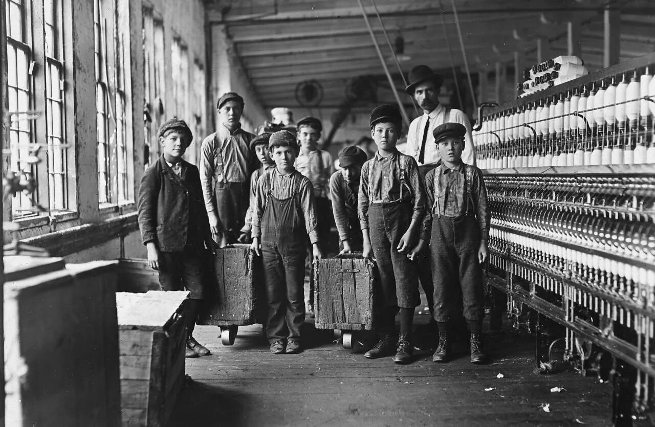 Ранний рабочий. Детский труд в Англии 19 века. Детский труд 19 век. Работницы на ткацкой фабрике 19 век Англия. Детский труд в Англии в 19в.