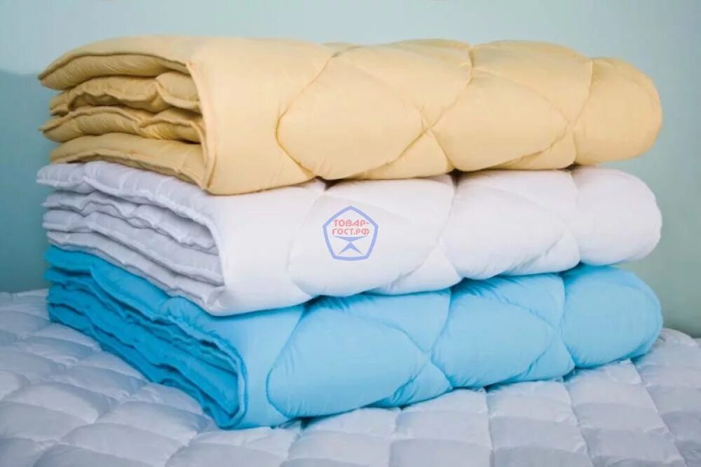 Одеялы. Одеяло. Одеявол. Красивое одеяло. Одеяло и подушка.