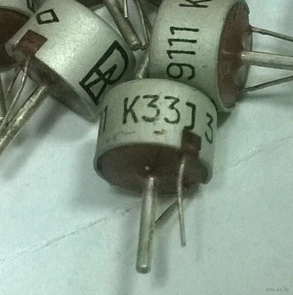 резистор 2w 200ом. сопротивление радиодеталь. 2 om. д2е диод. резистор 220 ом 1вт переменный.