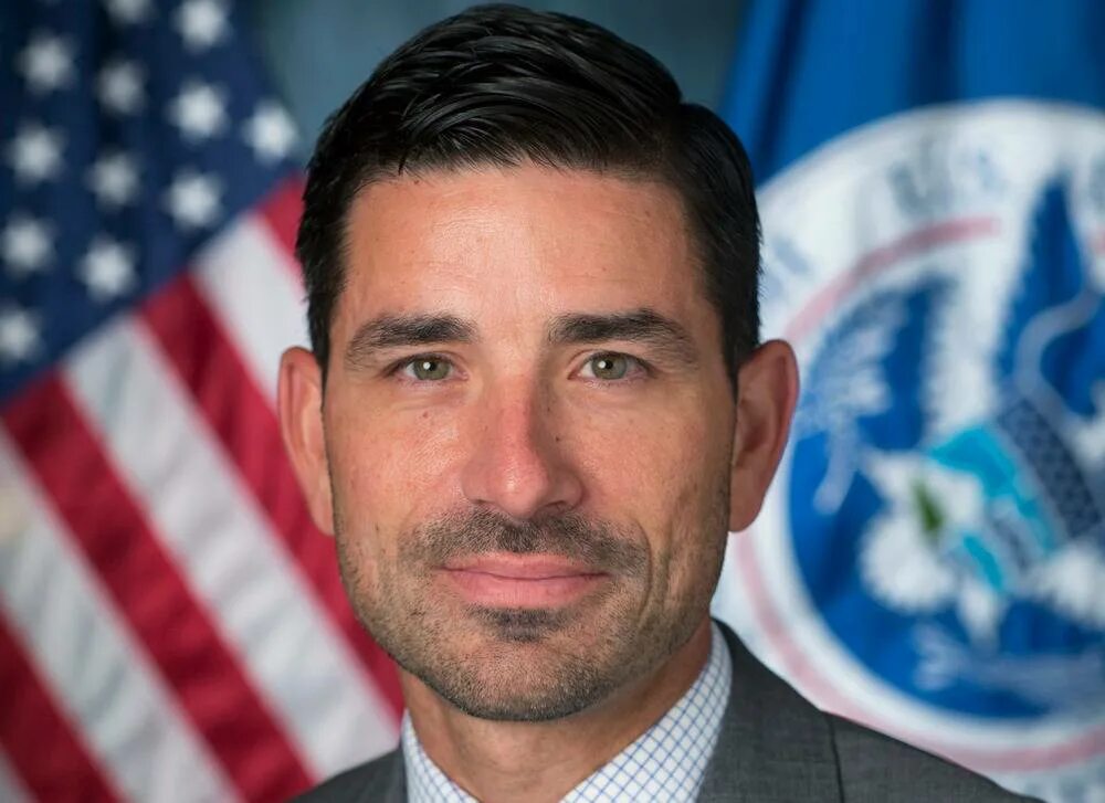 Американский эксперт. Взгляд сша. Иммигранты экономика. Взгляд сша. Взгляд сша.