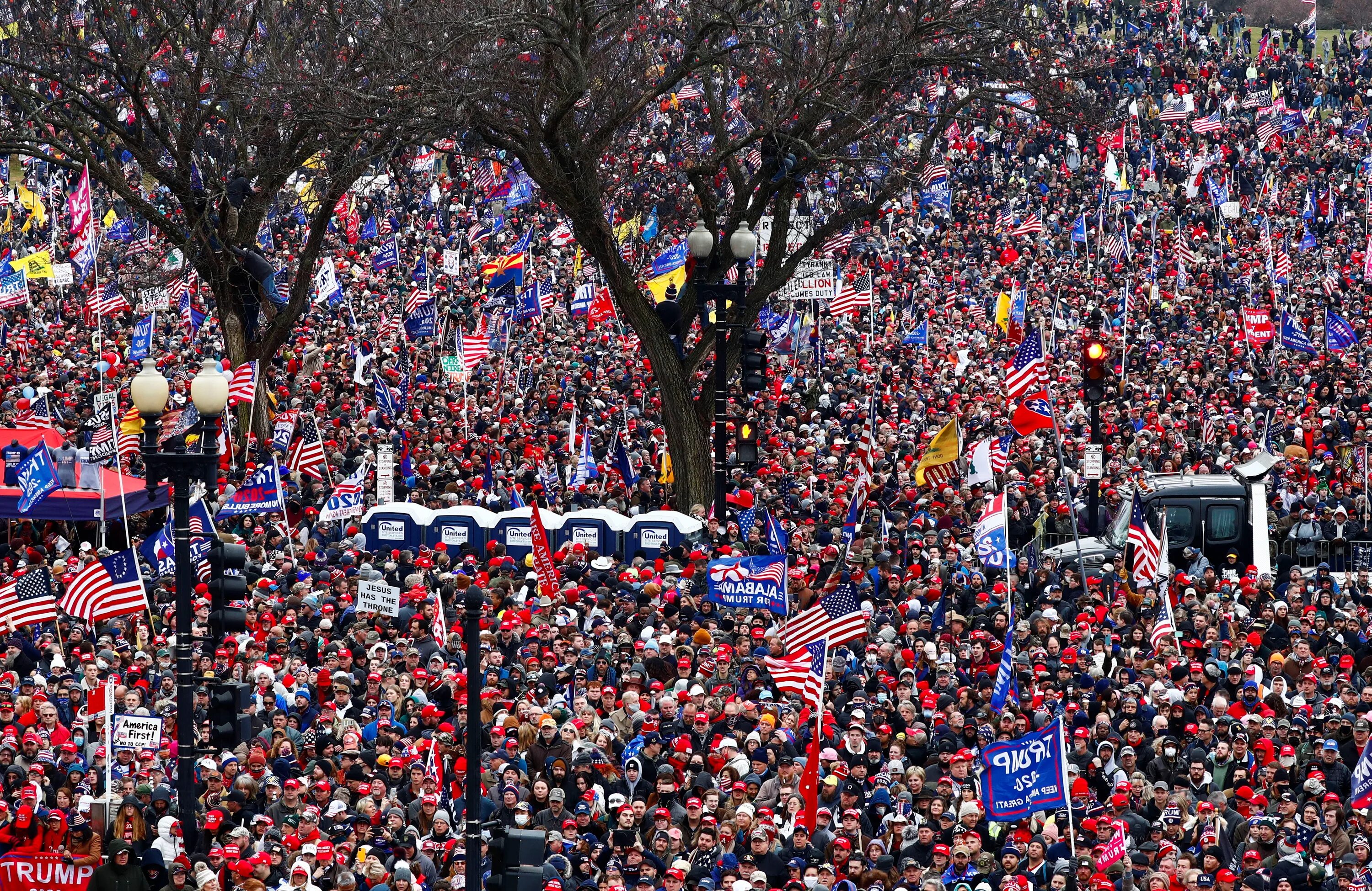 Митинг в сша в поддержку. Трамп 2025 митинг. митинги в сша 2025. на вашингтон митинг. демонстрация на вашингтон.