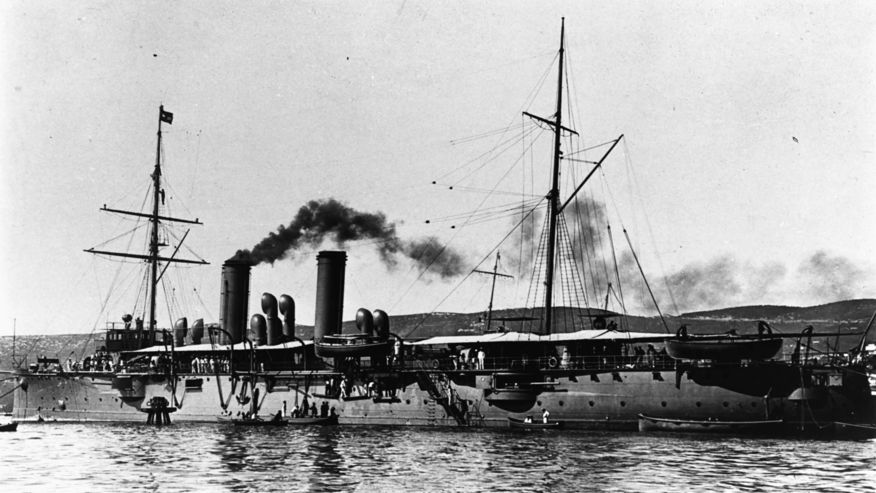 Sms files. Крейсер Зента. Тегетхофф корабль. SMS Sankt Georg 1903.