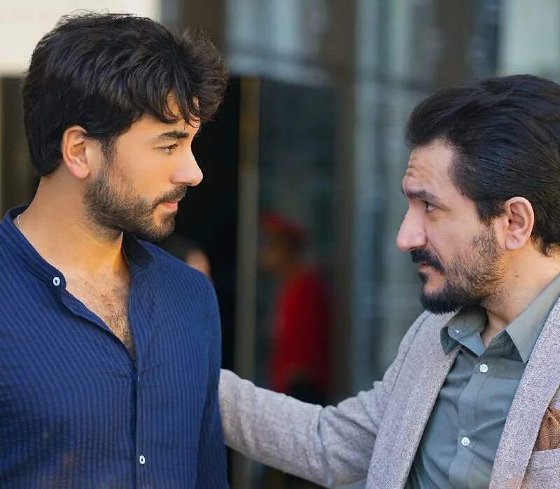 Сердечная рана турецкий. Ферит и айше турецкий сериал. Гекхан алкан сериал. Ферит и айше турецкий сериал. Сердечная рана турецкий сериал айше.