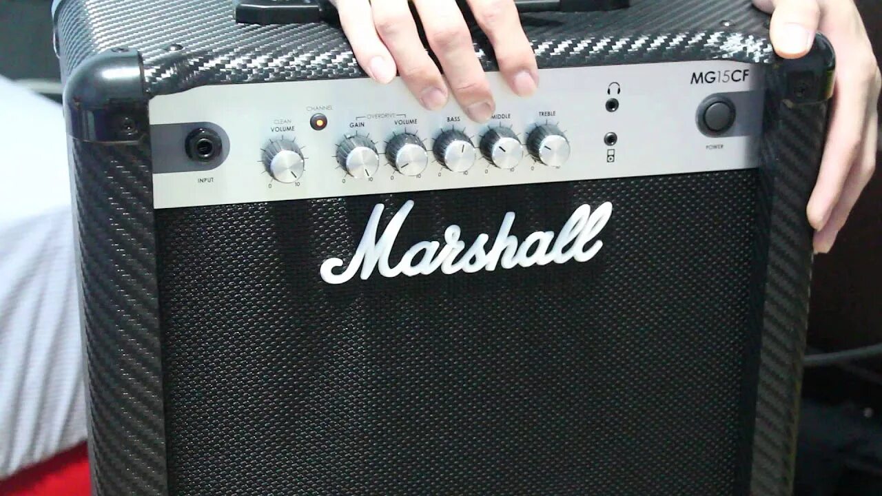 Комбик маршал mg15cf. Marshall 15 cfx. Гитарный комбоусилитель marshall mg15fx. Комбик маршал 15 ватт. Marshall усилитель mg15fx.