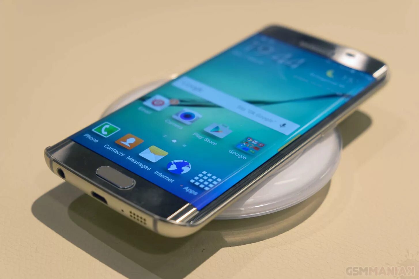 Galaxy s edge. Самсунг галакси с6 Едге. Samsung 6 Edge. Samsung Galaxy s6 Edge. Самсунг галакси Edge 6.