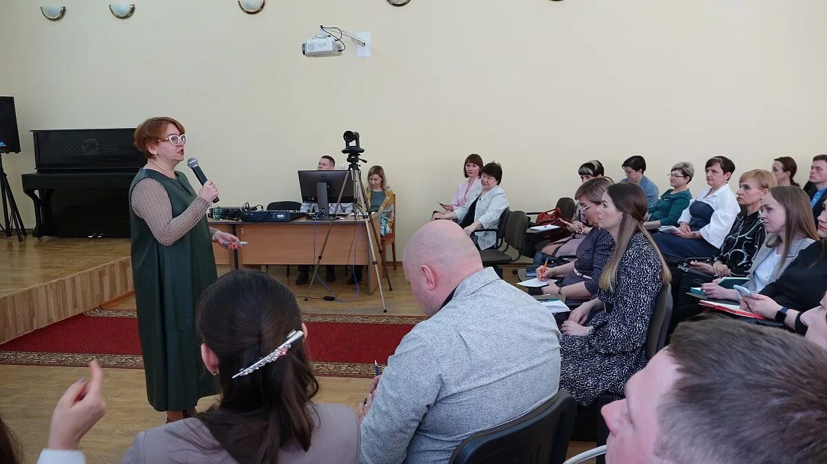 популярные учителя. торжественное открытие педагогам наставникам. учитель года 2023 курск. учитель года 2023 курск. учитель года 2023 курск.