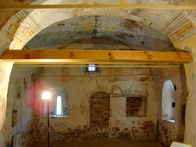 Церковь андрея стратилата. Алексеевский монастырь церковь андрея стратилата. Храм андрея стратилата. Храм андрея стратилата великий новгород. Церковь андрея стратилата великий новгород.