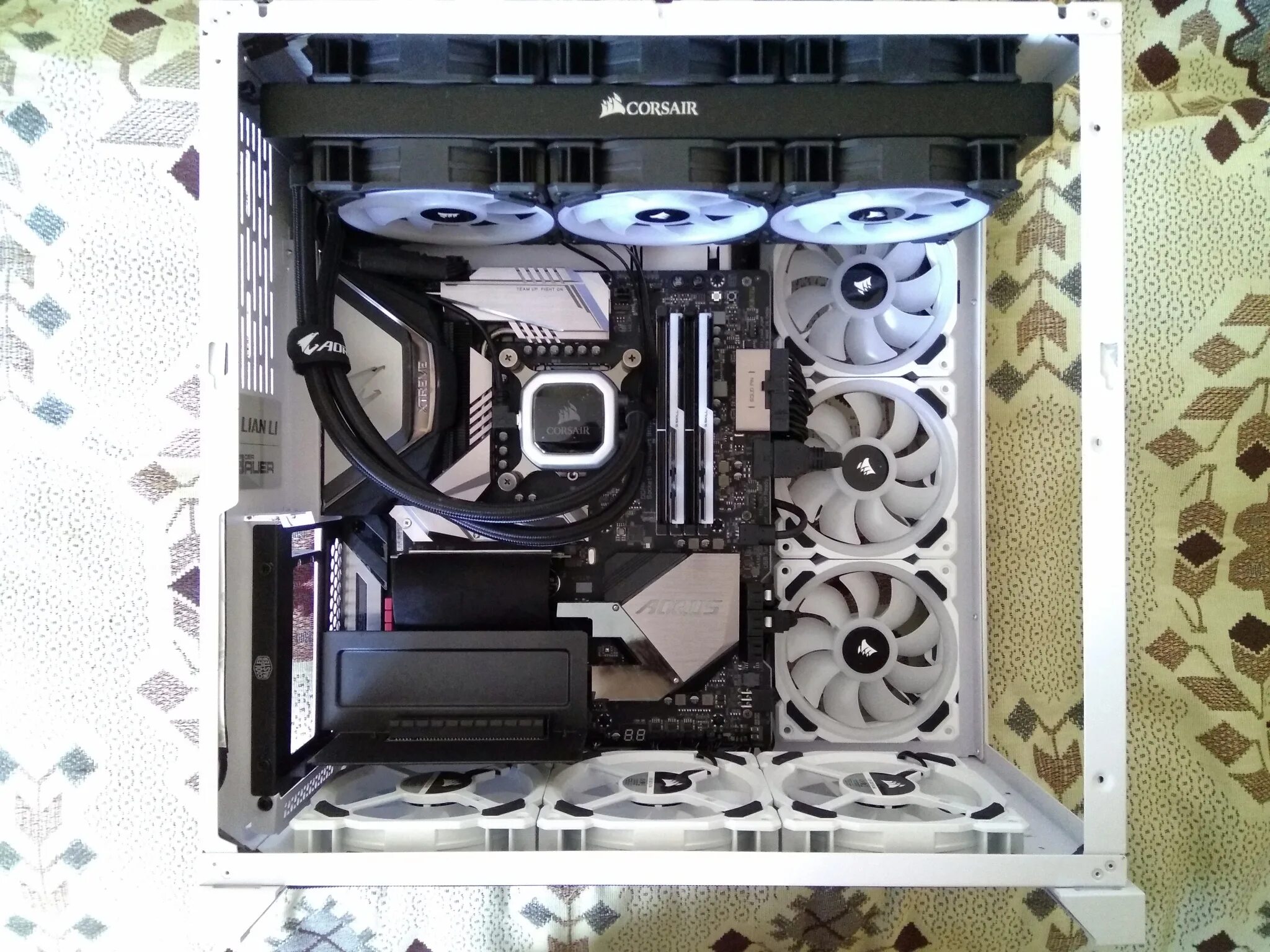 Vertical graphics card. Vertical graphics card