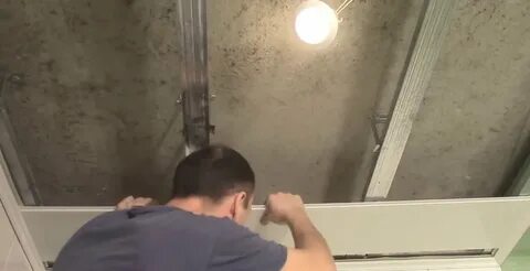 Демонтаж пвх панелей потолок