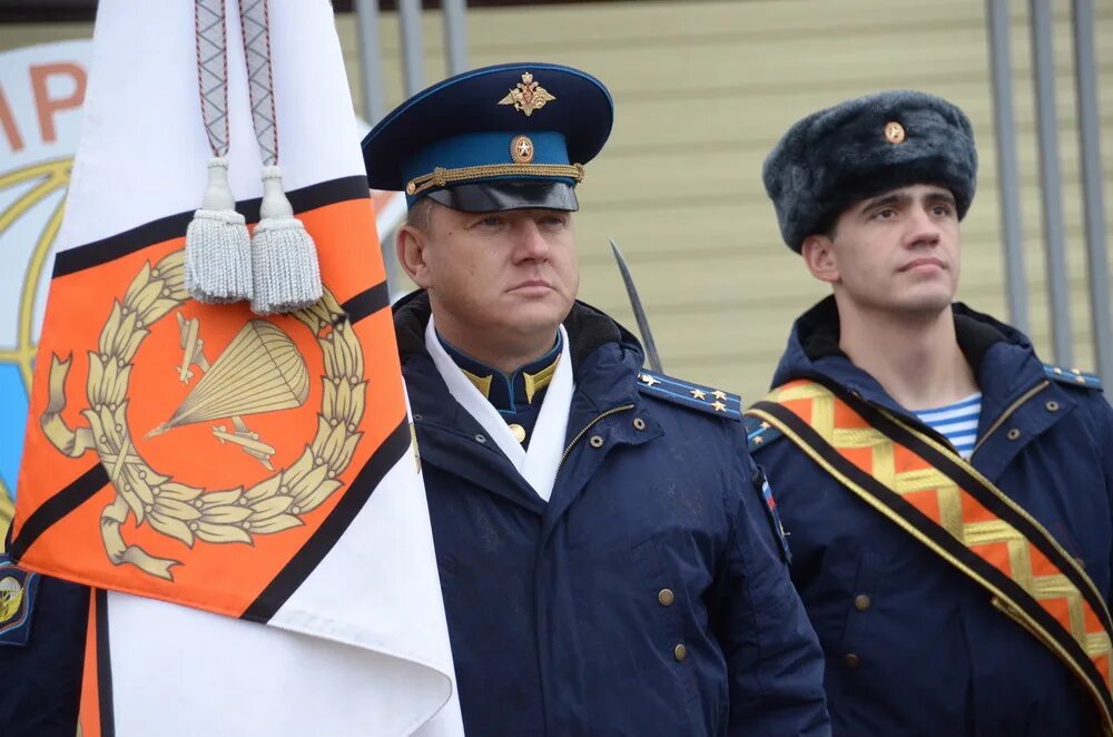 Полковник гуназа вдв. Командование представлять. Лапин александр павлович генерал полковник. Мвоку бинюков. Генерал-лейтенант колотовкин андрей владимирович.