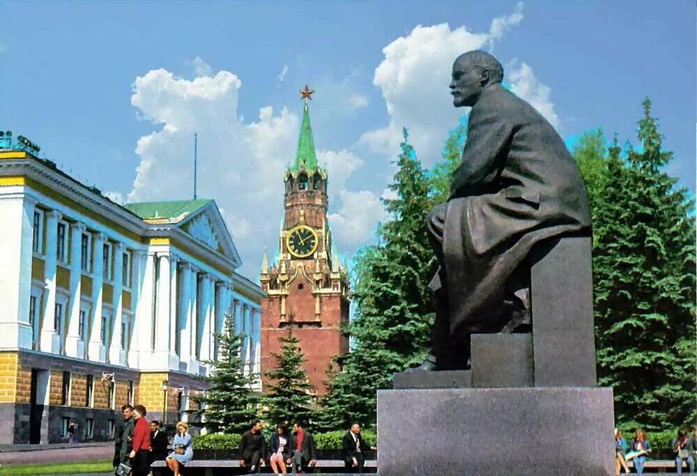 площадь ленина йошкар-ола. памятник владимиру ленину в чебоксарах. статуя ленина в воронеже. памятник ленину в кремле ссср. памятник ленину на площади ленина (владимир).