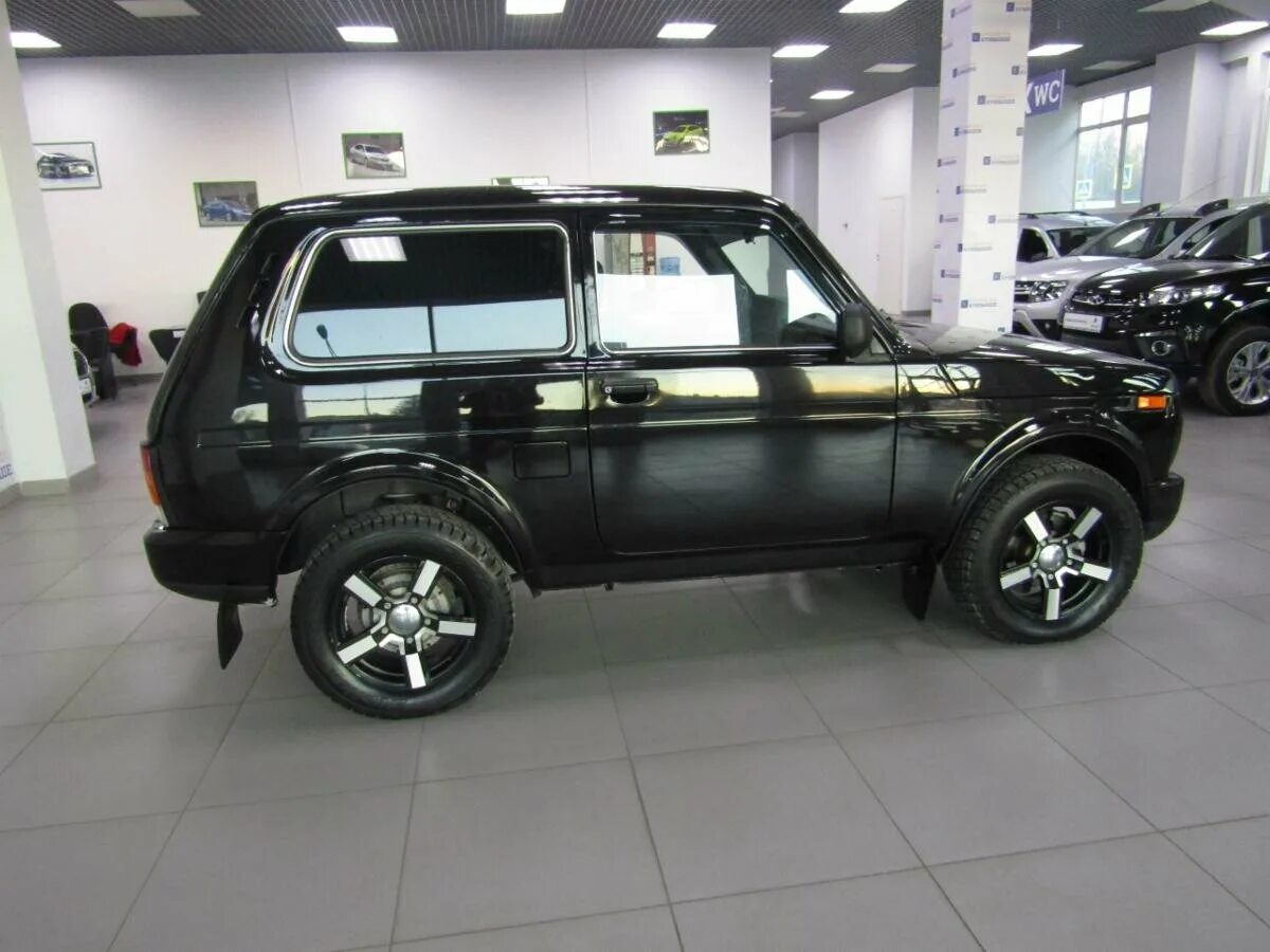 урбан автосалон