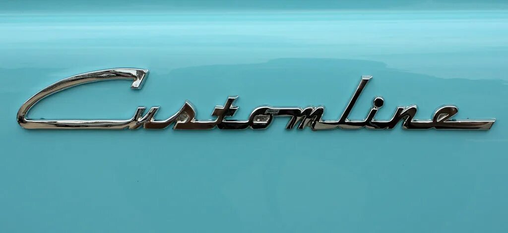 Ретро автомобили логотип. Автомобильный шрифт. Авто логотип шрифтовой. Шрифты для автомобиля. Шрифт кар куте