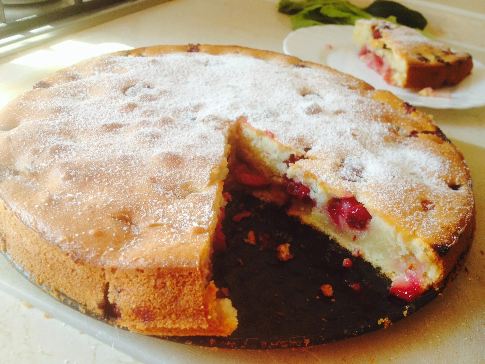 Вишневый кекс. Вишневый кекс. Кекс. Кекс с вишней. Кекс с вишней от юлии высоцкой.