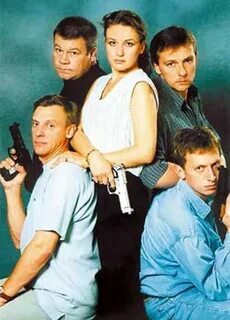 Улицей разбитых фото