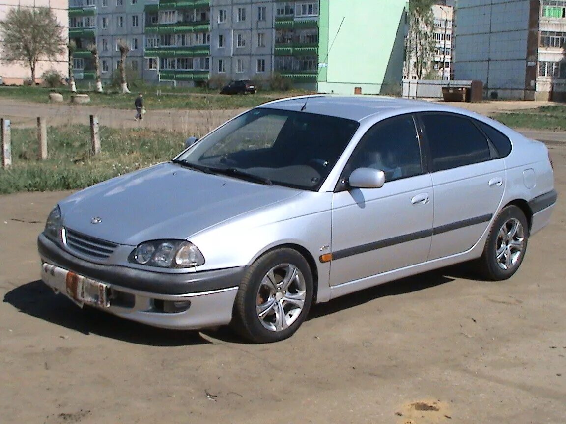 Toyota Avensis 1998. Тойота Avensis 1998. Тойота Авенсис 1998г. Toyota Avensis 1998 года.