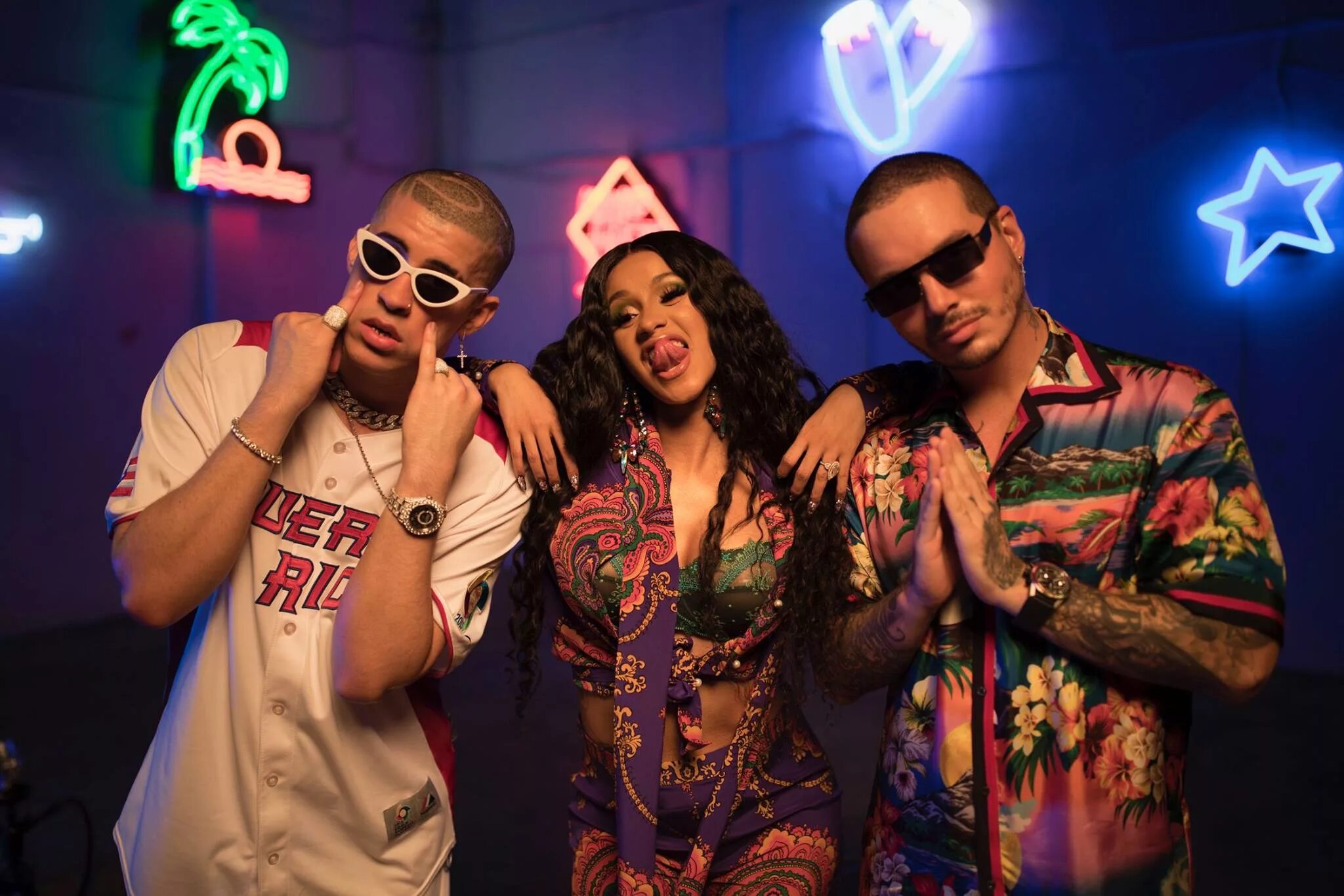 I like it 6. Карди би i like it. cardi b bad bunny. cardi b bad bunny j balvin i like it. cardi b like it.