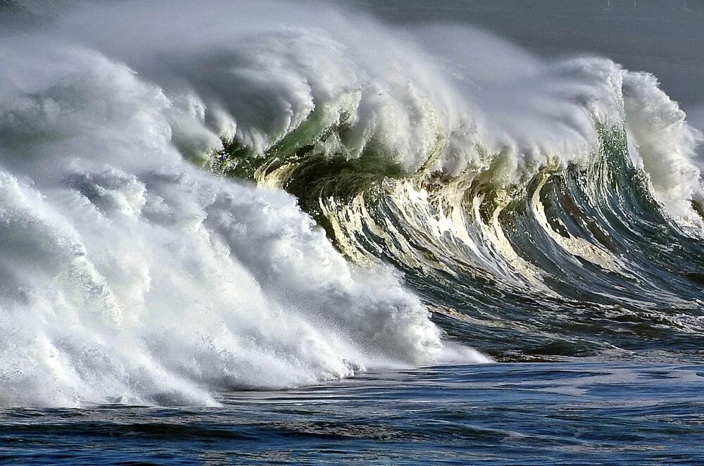 Про море шторм. Тихий океан волны ЦУНАМИ. Океан ЦУНАМИ шторм. Тихий океан шторм огромные волны. Высокие волны.