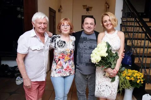 Варум живет