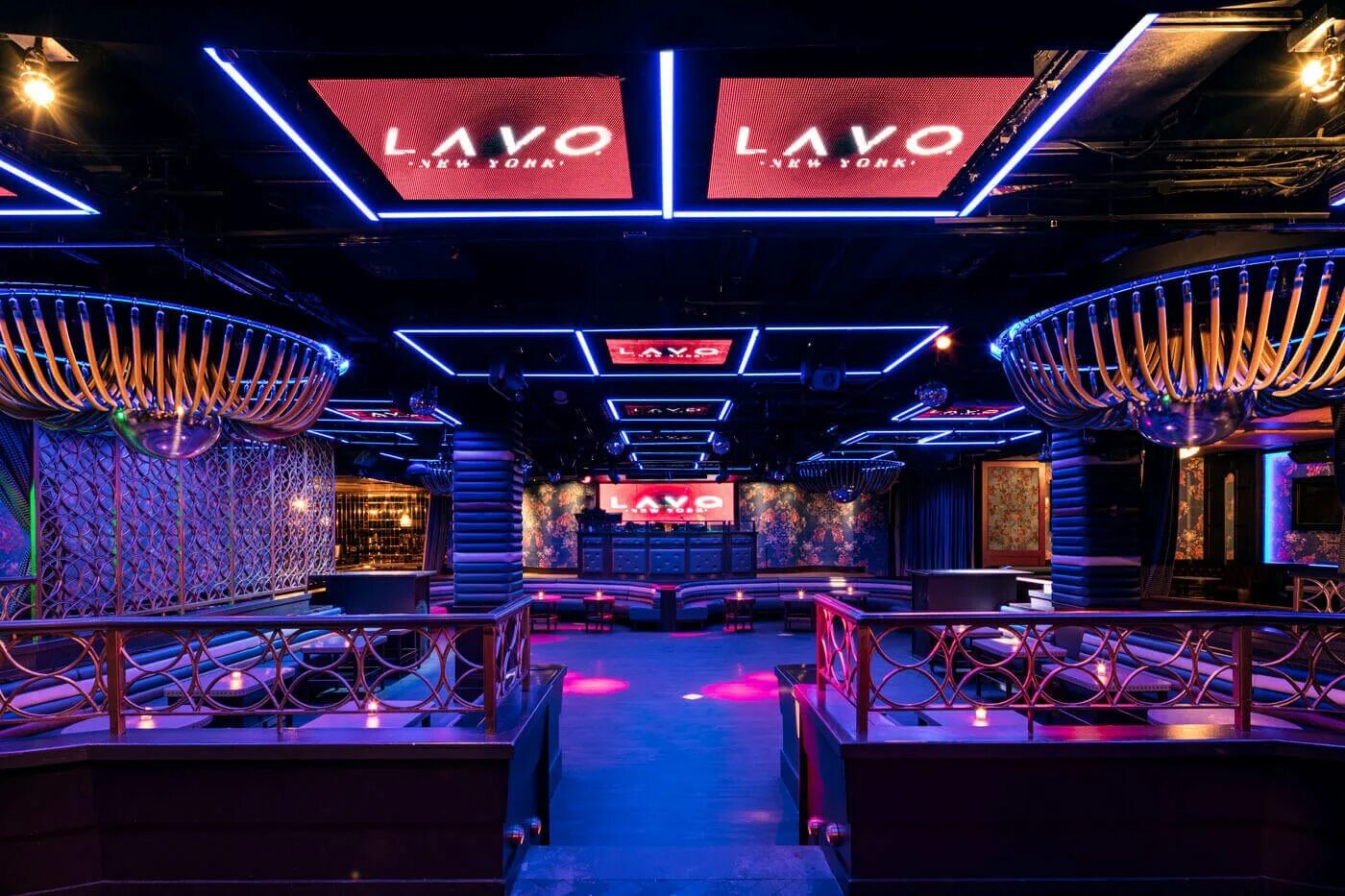 Новые клубные русские. Lavo Nightclub. Ночной клуб New York. Ночной клуб las Vegas. Новый клуб.