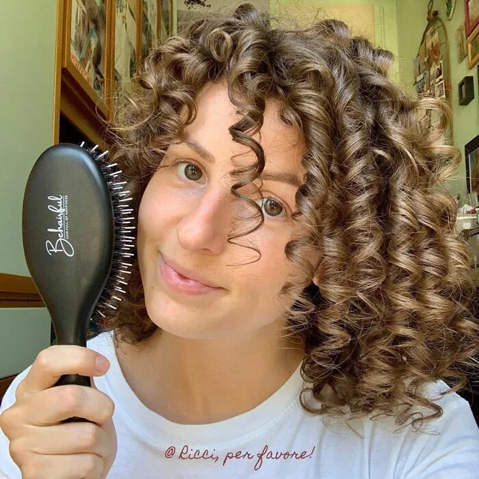 Curl out. Hairbrush for curly hair. Curly Stylist как выглядит эта штука. The best Brush for Wavy hair. Best Brush for curly hair.