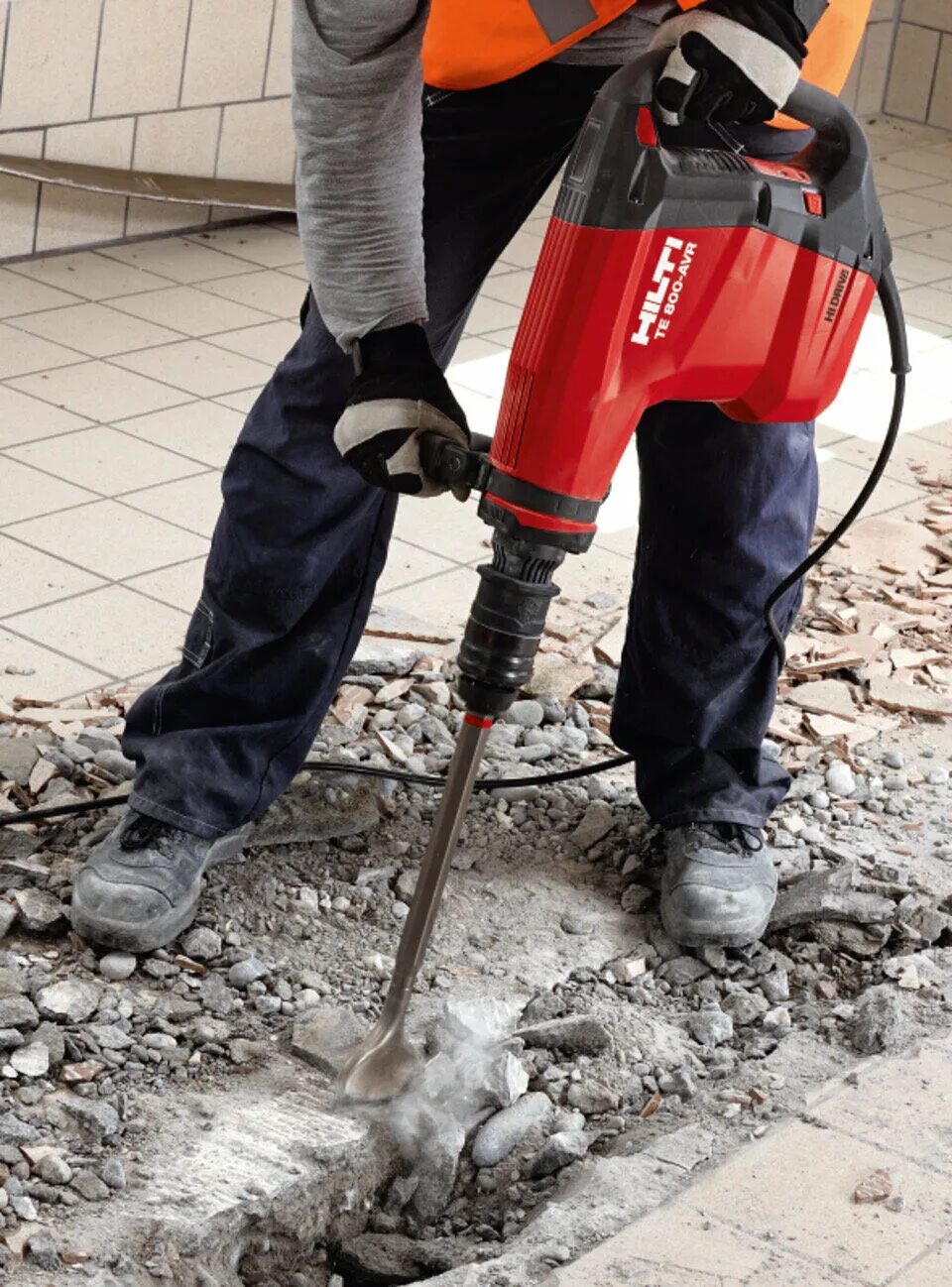 Землю перфоратором. Hilti te 800. Te 800-AVR Hilti. Хилти te800. Демонтаж бетона отбойными молотками.