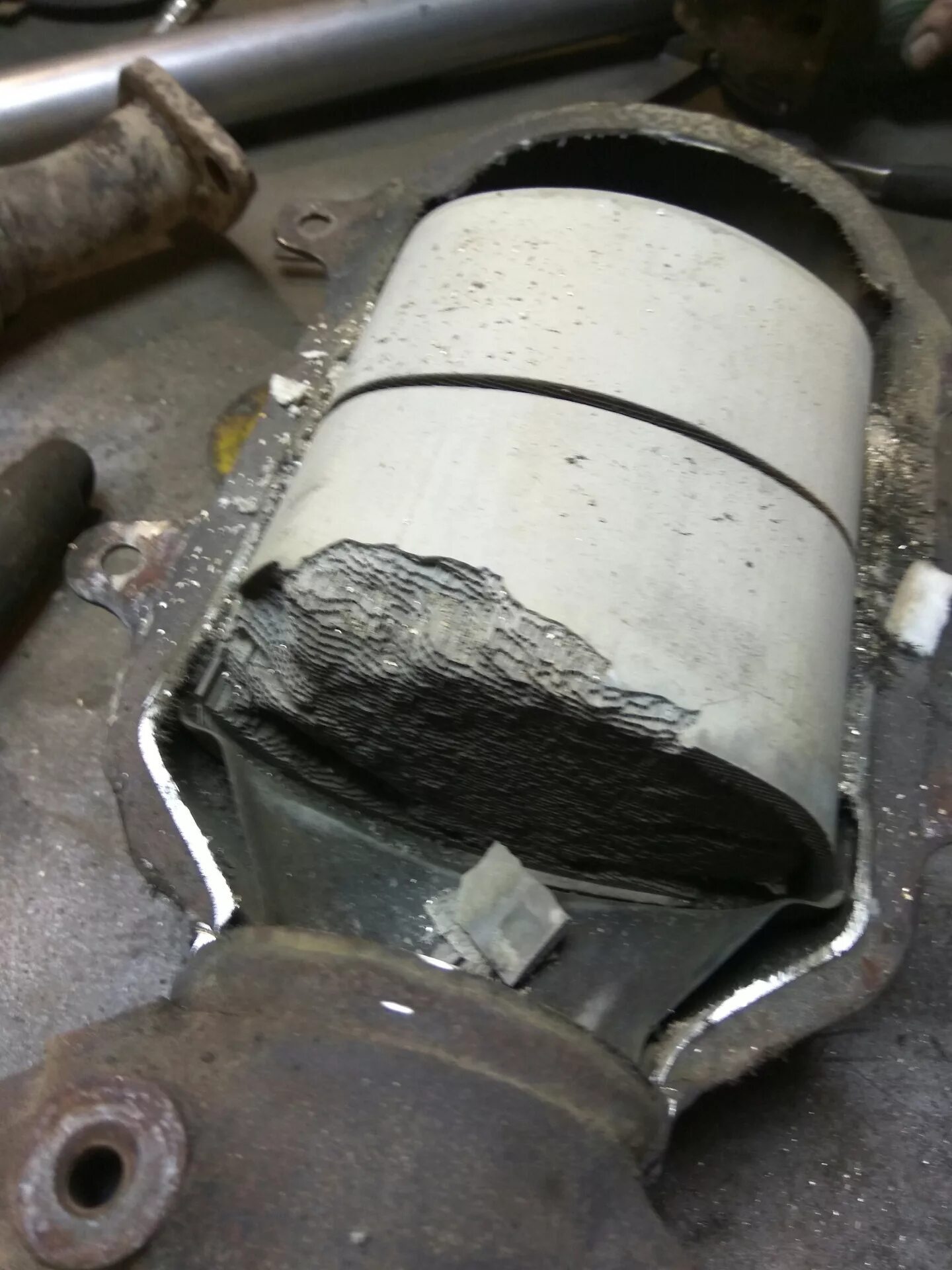 Хендай матрикс 1. Катализатор хендай гетц. 3. Toyota matrix 2002 катализатор. 4.