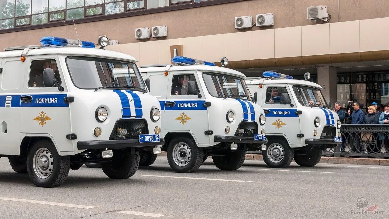 Уаз 452 полиция. Уаз 3909 ппс. Уаз 452 буханка полиция. Уаз 3909 полиция. Уаз 3909 полиция.