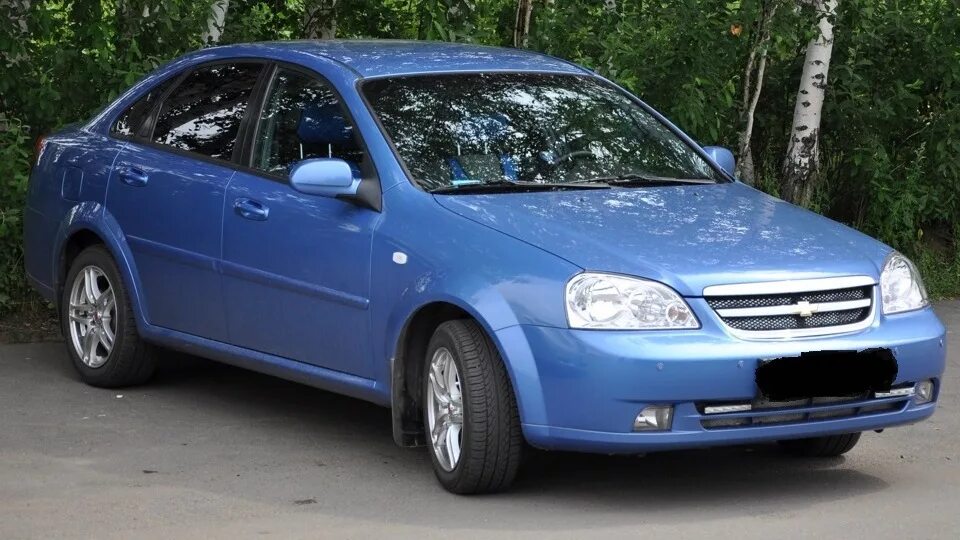 Купить лачетти свердловская область. Chevrolet Lacetti 1. Шевроле Лачетти хэтчбек 1.6. Шевроле Лачетти хэтчбек 1.6 синяя. Шевроле Лачетти седан голубая.