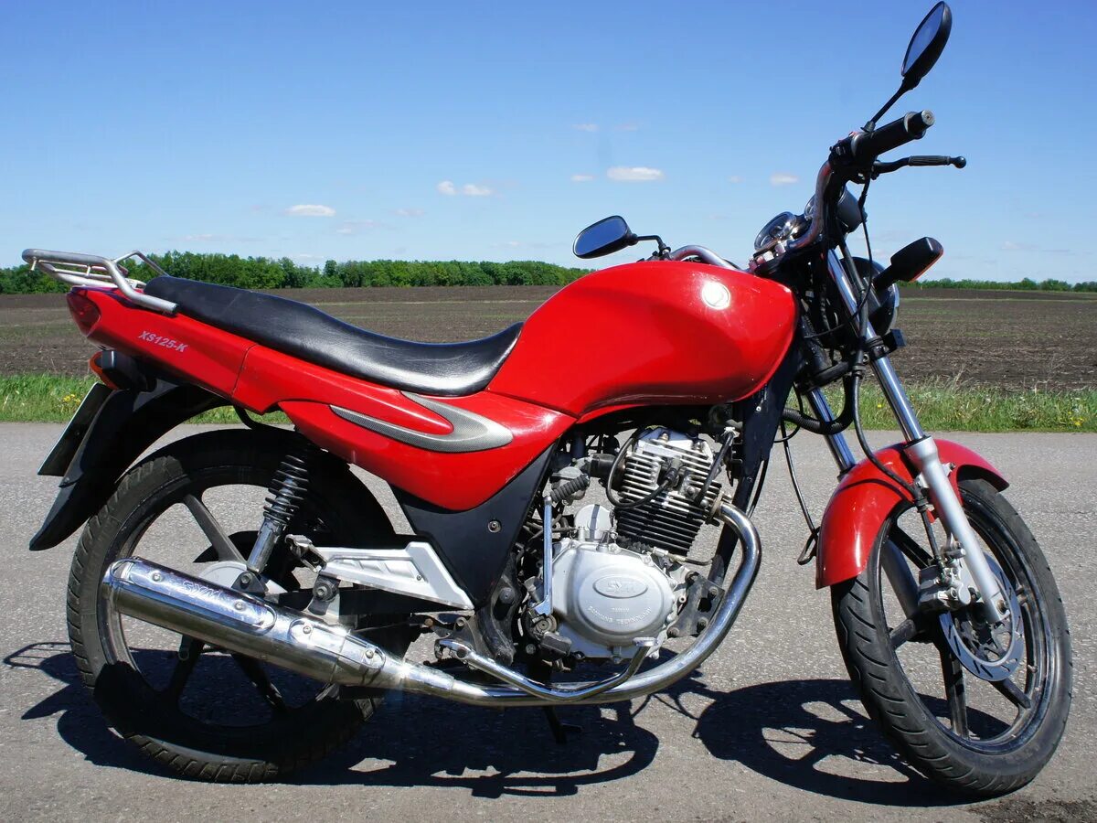Sym xs 125 черный. Sym xs 125 k. Мотоцикл sym 125 кубов. Сим xs 125. Мотоцикл sym xs 125.