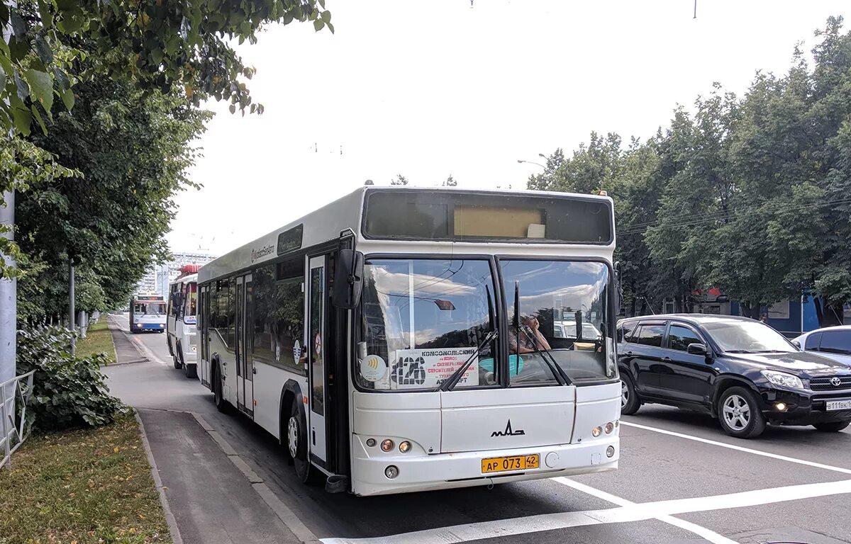 Фотобус новокузнецк. Лиаз 6212 кемерово. Нефаз 5299 30 32 в кемерово. 113 автобус кемерово. Нефаз 5299 30 57 салон.