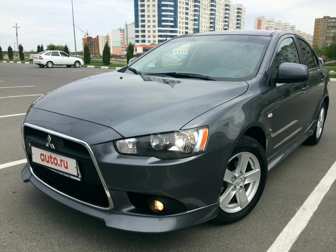 Лансер 10 купить стекло. Лансер 10 дорестайлинг. Lancer 10 Restyling. Mitsubishi Lancer 10 Рестайлинг клыки. Мицубиси Лансер 10 Рестайлинг.